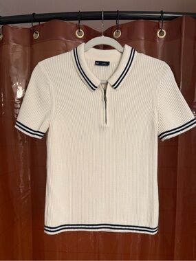 GAP Cream Ribbed Polo Top with Navy Trim